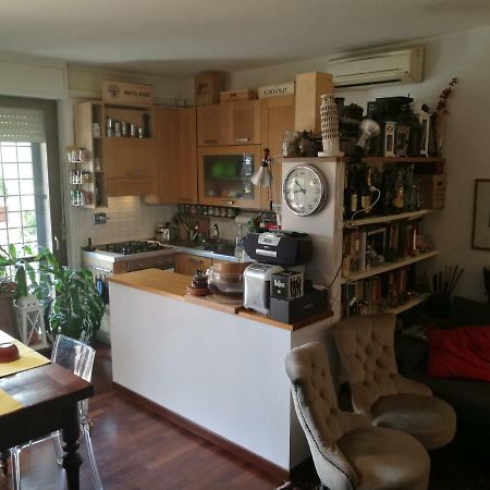 Roma Metro Jonio Double Room With Bathroom Luaran gambar