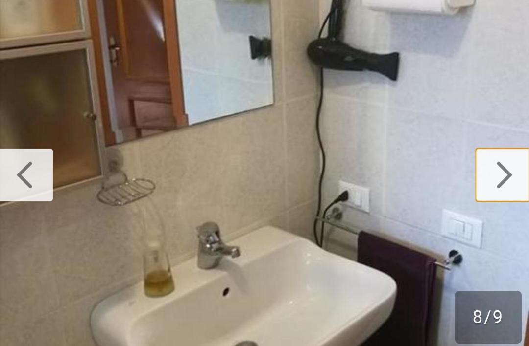 Roma Metro Jonio Double Room With Bathroom Bilik gambar